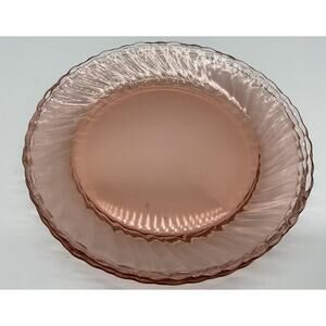 Pink Pressed Glass Luncheon Plates Set Of 4 Swirl Pattern Modern Tableware